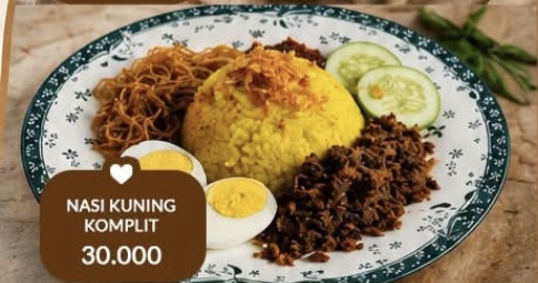 Nasi Kuning Komplit