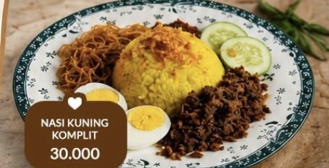 Nasi Kuning Komplit